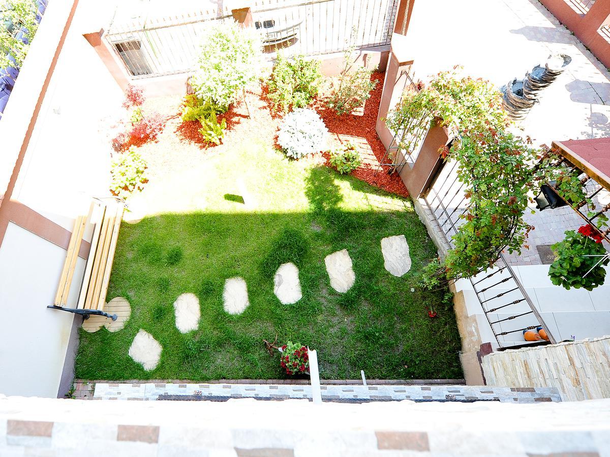 Casa Bella Apartments Bragadiru Buitenkant foto